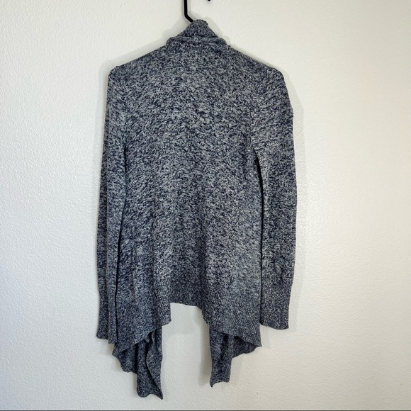 Olive + Oak Cardigan - Picture 4 of 9